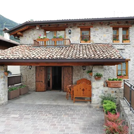 L'involt Mountain Borno
